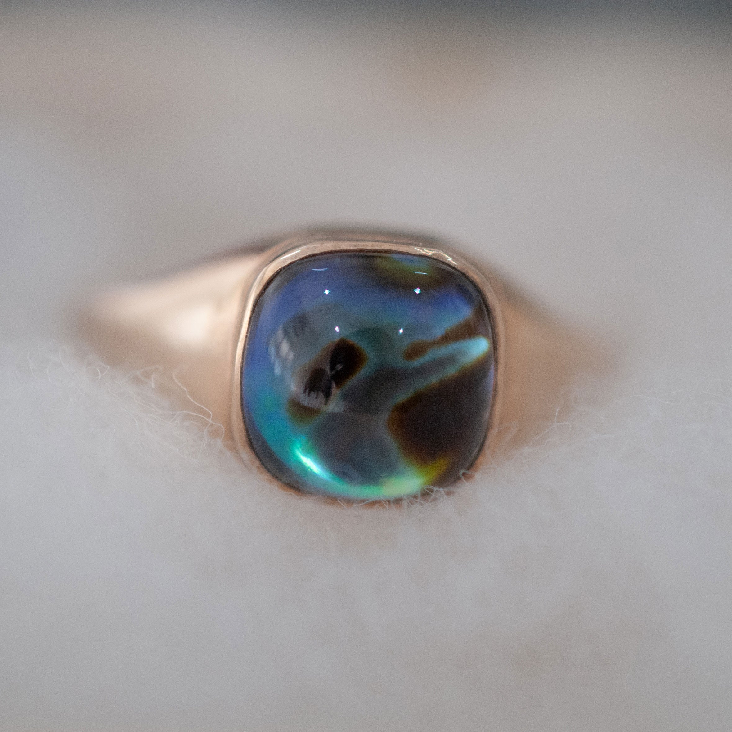 ⚠️緊急出品⚠️ お師匠様の黒蝶貝リング‼️ hatsuyume] ring / K10YG eyes on you - 黒蝶貝 – hatsuyume