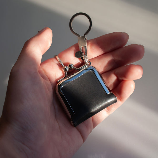 ring pouch / black leather & SV925